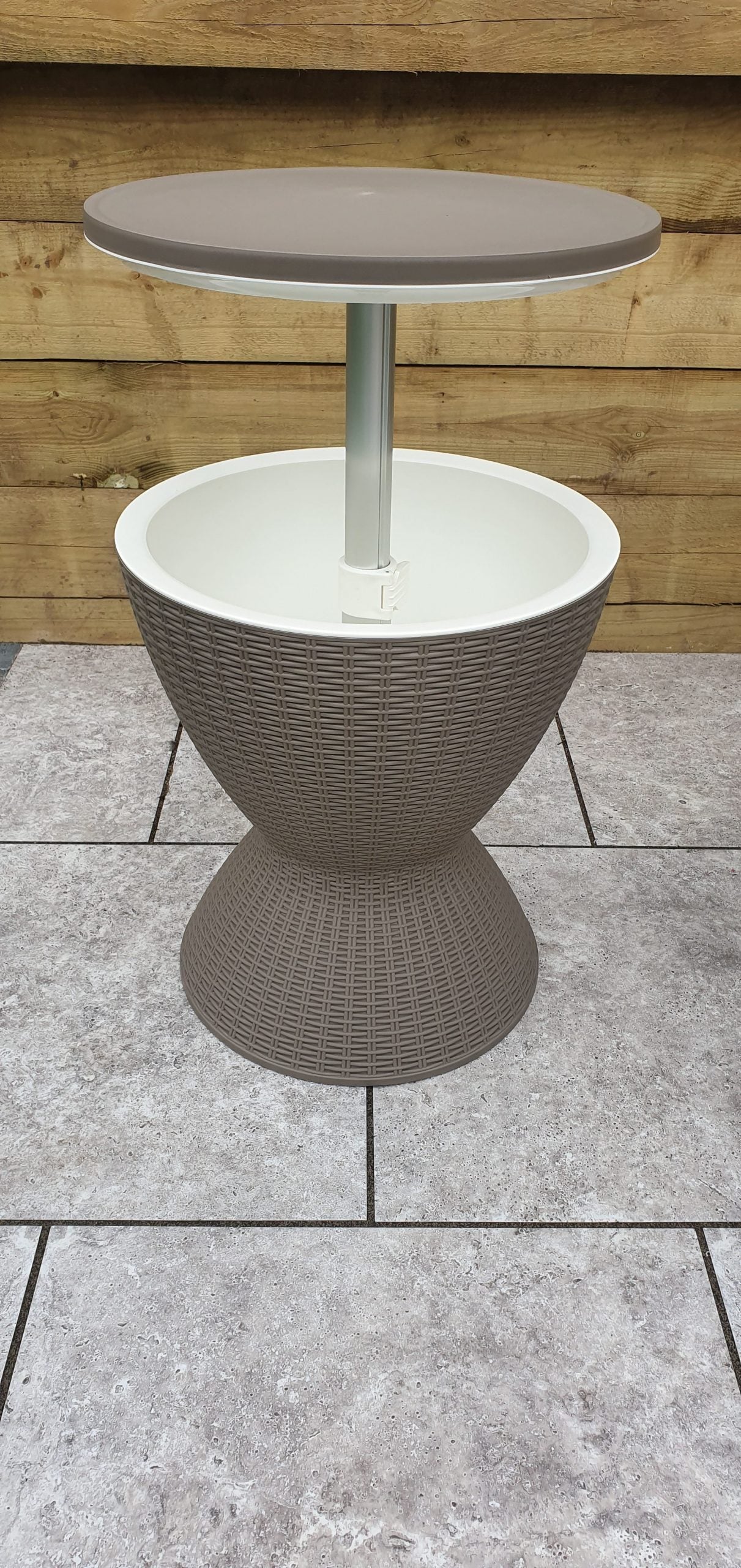 Rattan Cone Shape Ice Bucket Table | Ice0352