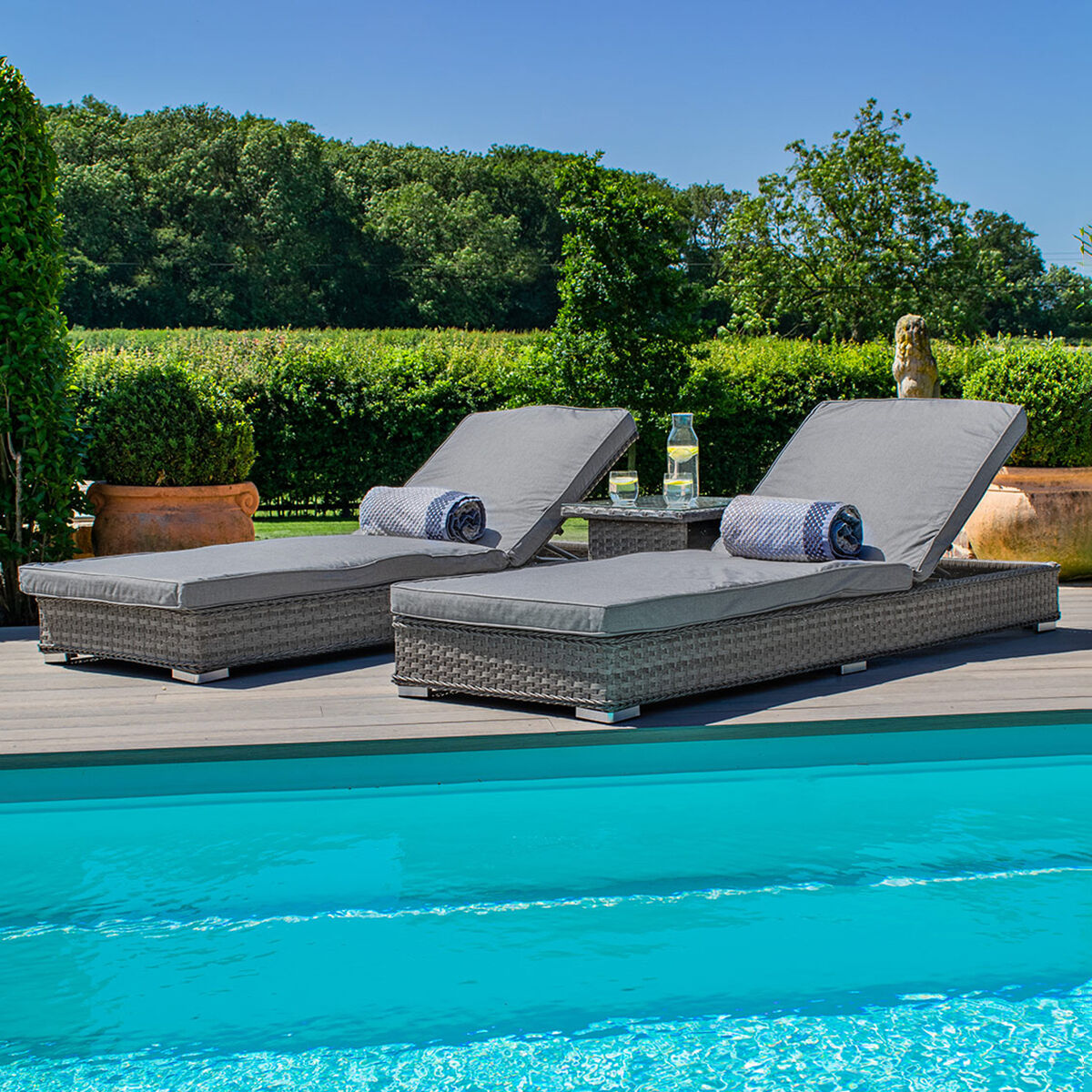 Homeflair - Victoria Rattan Sunlounger Set