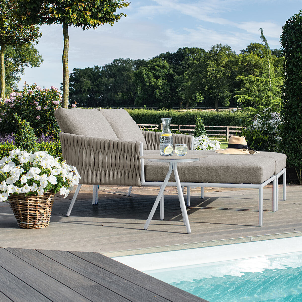 Homeflair - Marina Rope Weave Double Sunlounger Set