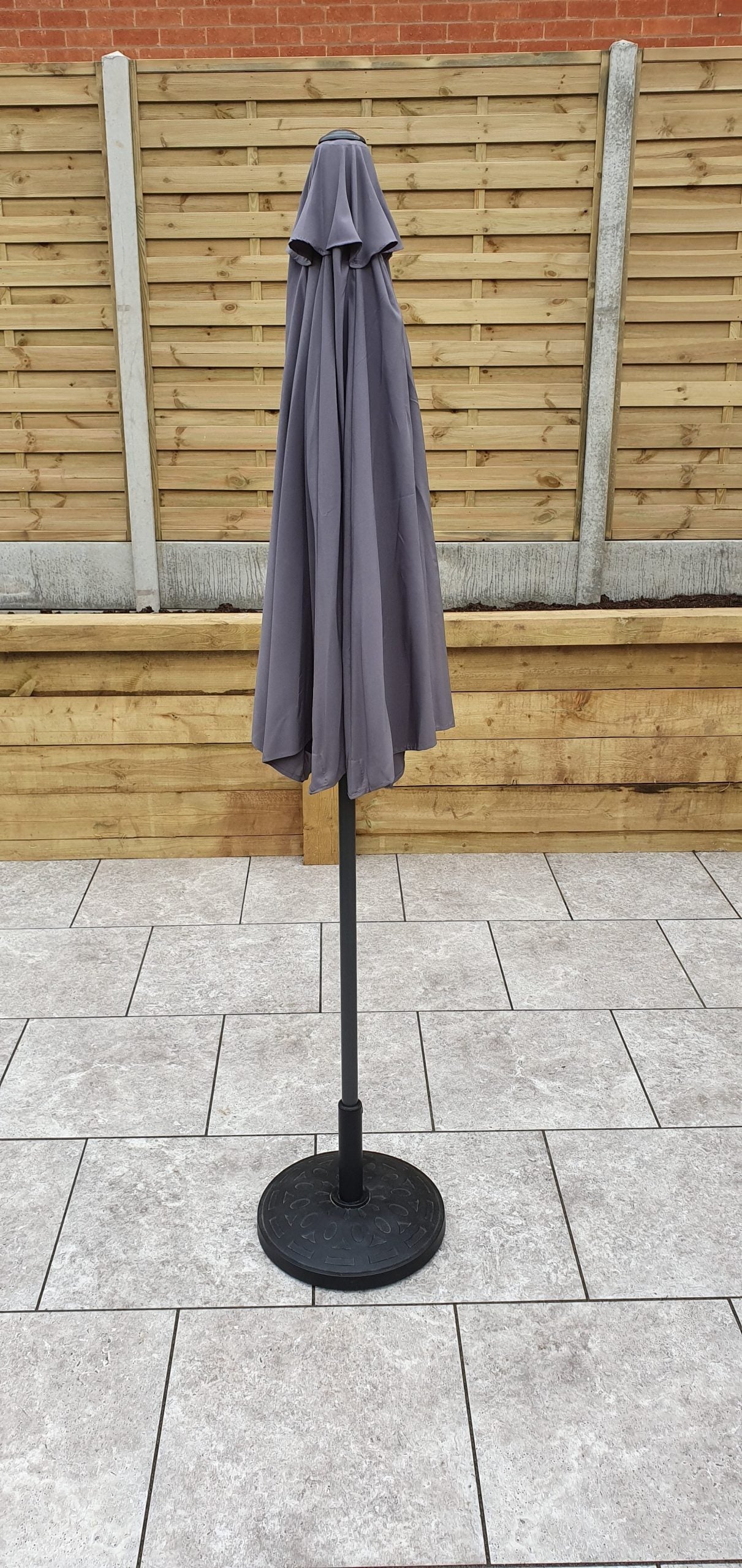 Rattan 2.5m Table Parasol in Grey with Tilt | Para0075