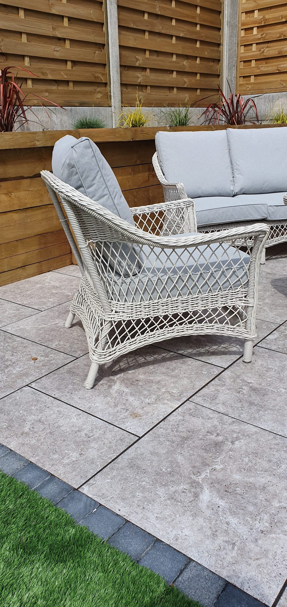 Rattan Sofa Set with Coffee Table in White Wicker | Rose | Rose0371