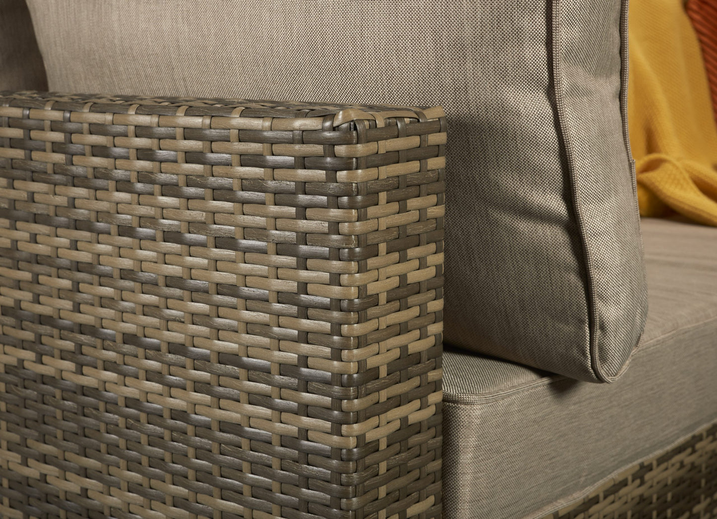Savannah Rattan Corner Sofa Set in 8mm Brown Weave | Sava0094