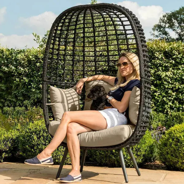 Homeflair - Riviera Rattan Pod Chair