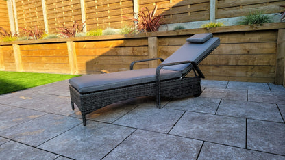 Rattan Single Sun lounger with drinks table | Savannah | Sava0404