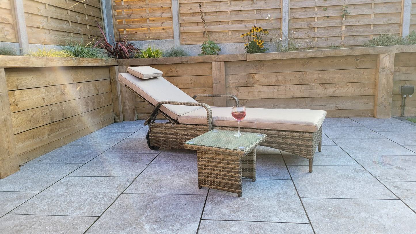 Rattan Single Sun lounger with drinks table | Savannah | Sava0406
