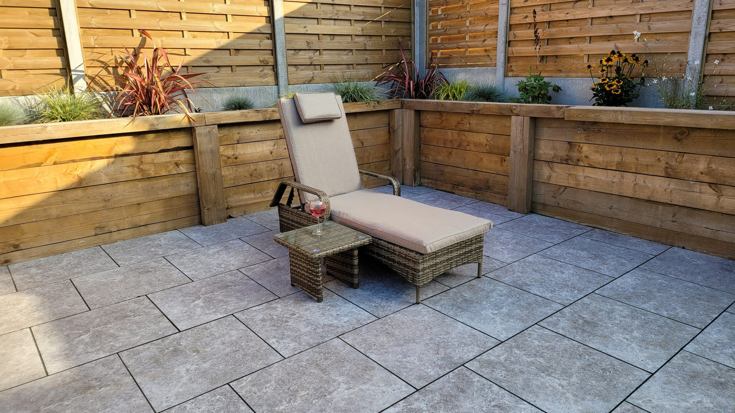 Rattan Single Sun lounger with drinks table | Savannah | Sava0406