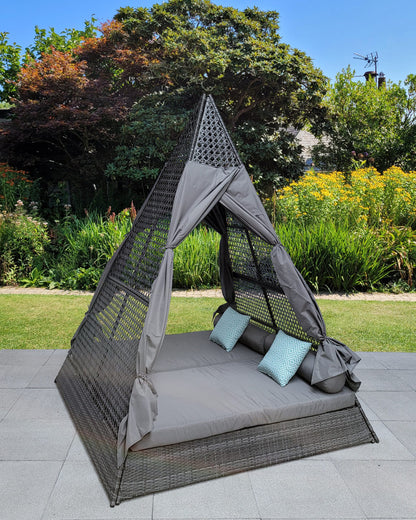 Rattan Garden House Teepee | Teep0400