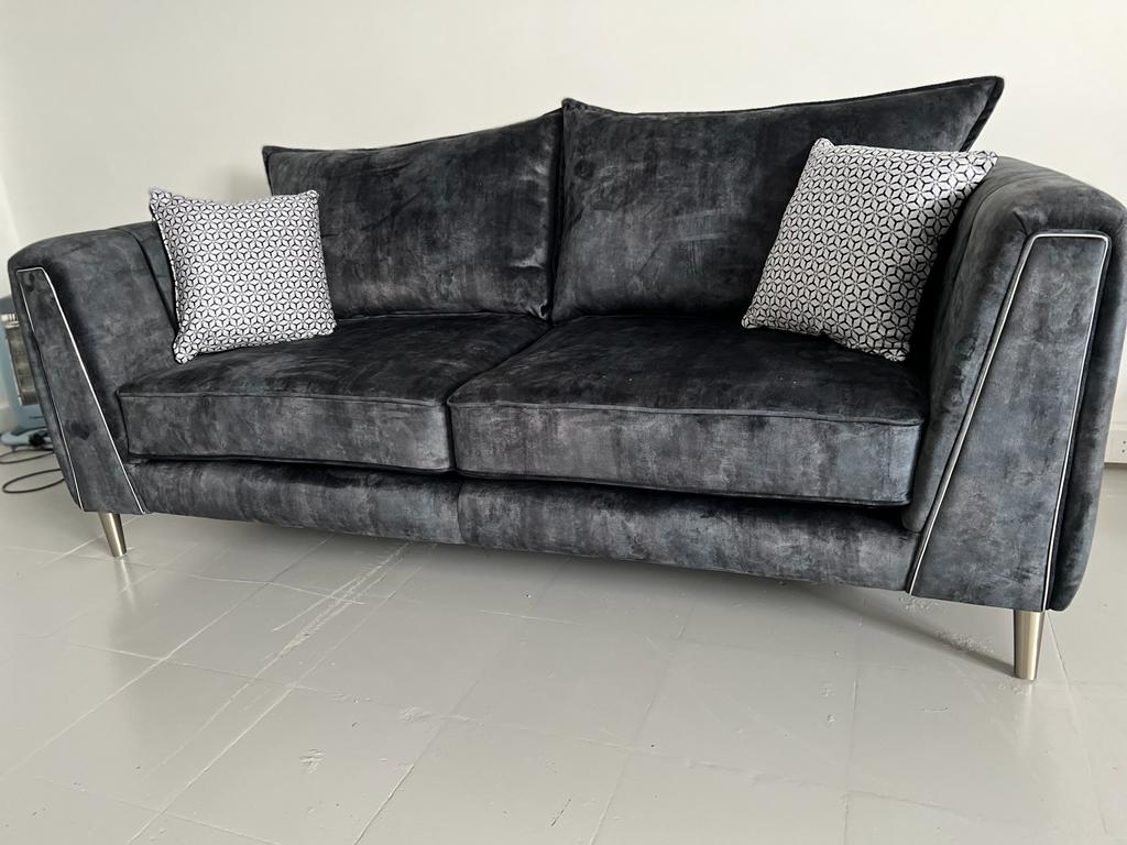 Modular Bespoke Vivo Fabric Sofa Collection | Red Rose