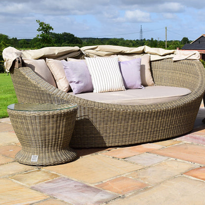 Homeflair - Winchester Rattan Daybed
