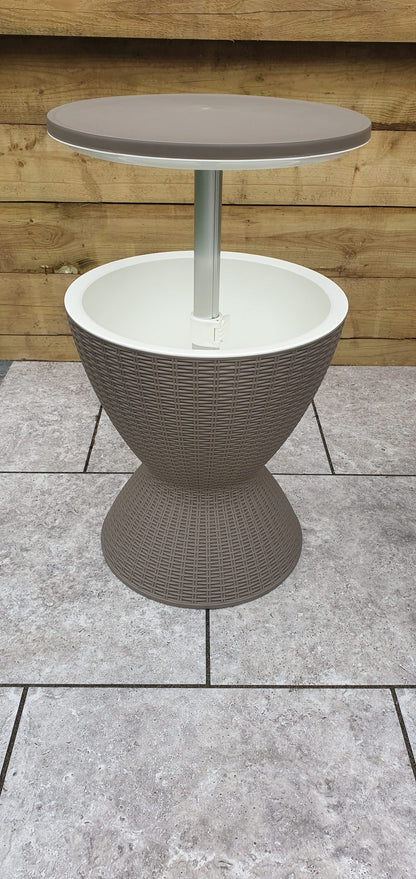 Rattan Cone Shape Ice Bucket Table | Ice0352