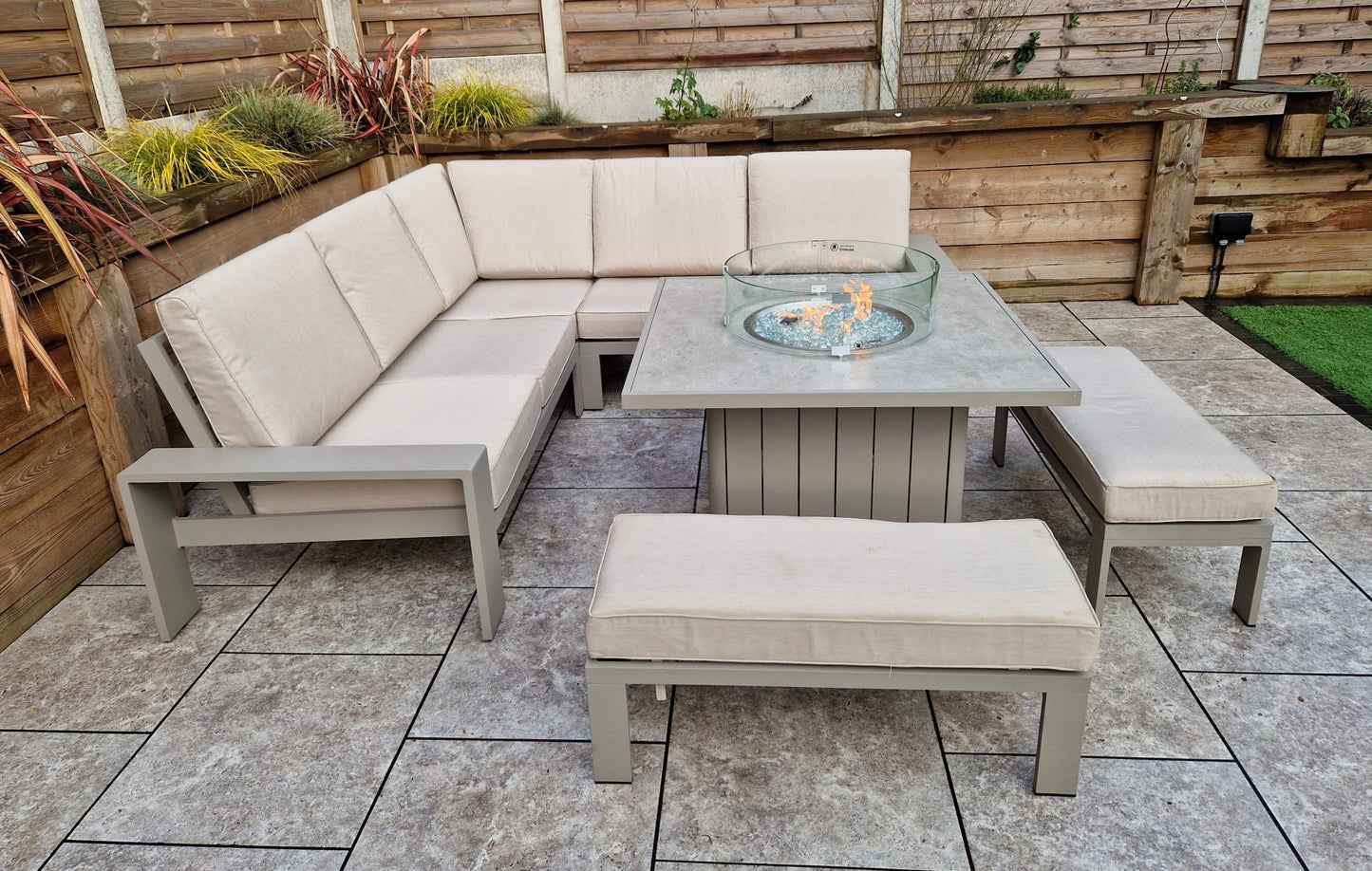 Venus Corner Sofa Dining Set w/ Firepit Table | Venu0416