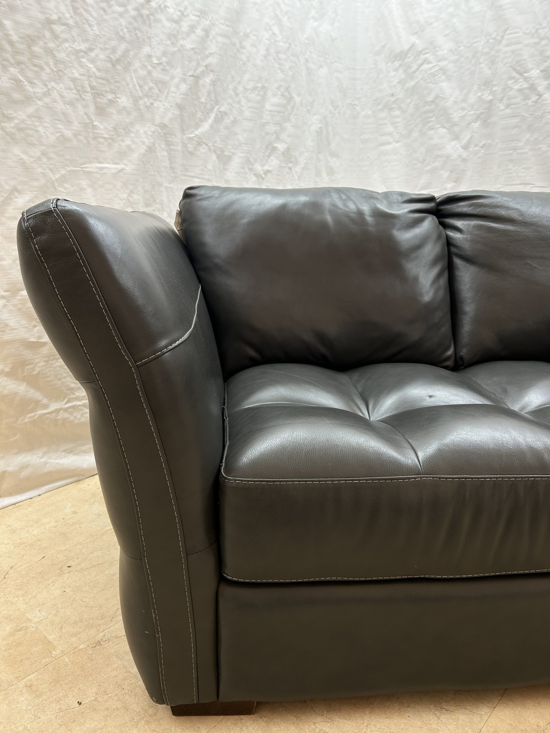 Gordon Ex-Display Deep Grey Leather 2 Seater Sofa | EX088 - Image 5