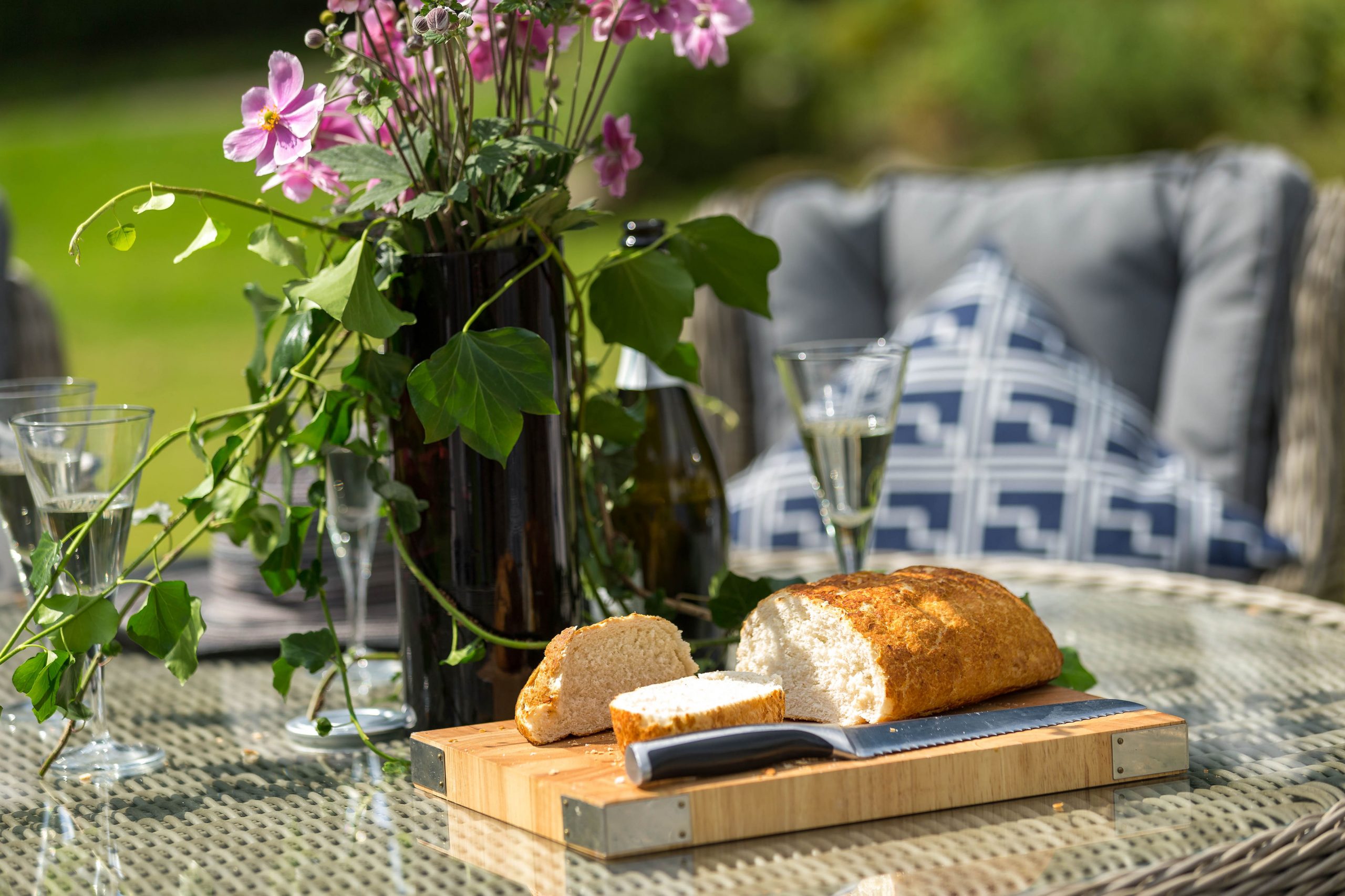 Royalcraft Rattan Wentworth 6 Seater Round Dining Set (WEN140COM-WS) - Image 9