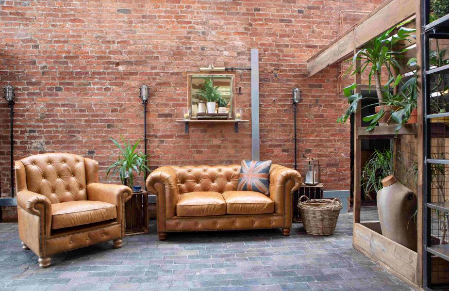 Gotti Club Leather Sofa Collection | Vintage