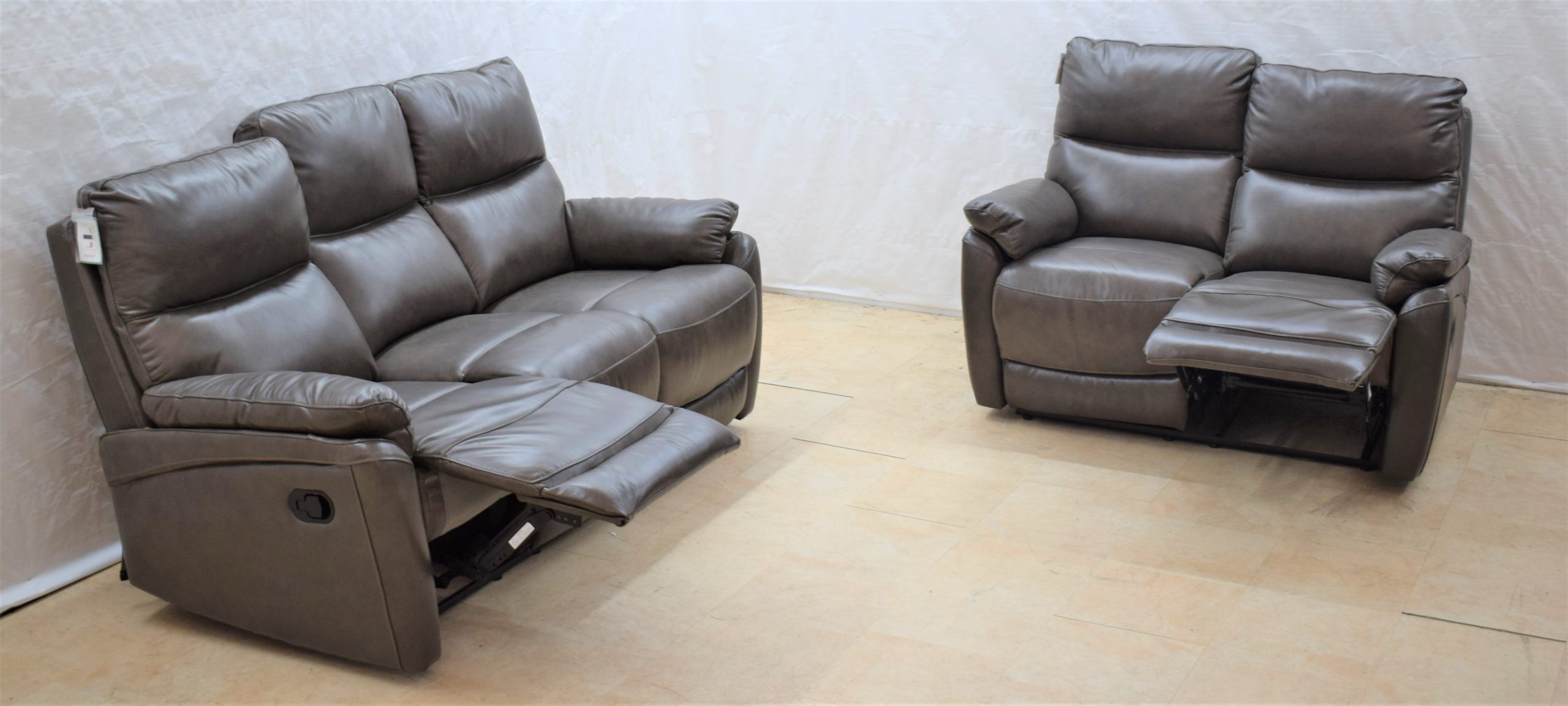 Monty Ex-Display Brown Leather 3 + 2 Seater Manual Recliner Sofas | EXMON - Image 4
