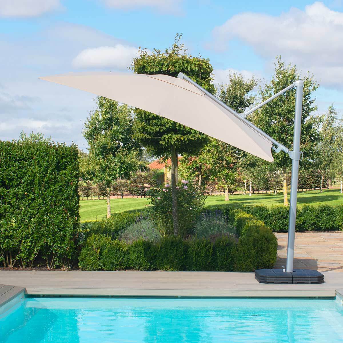 Homeflair - Zeus 3.5m Round Rotating Cantilever Parasol - Image 3
