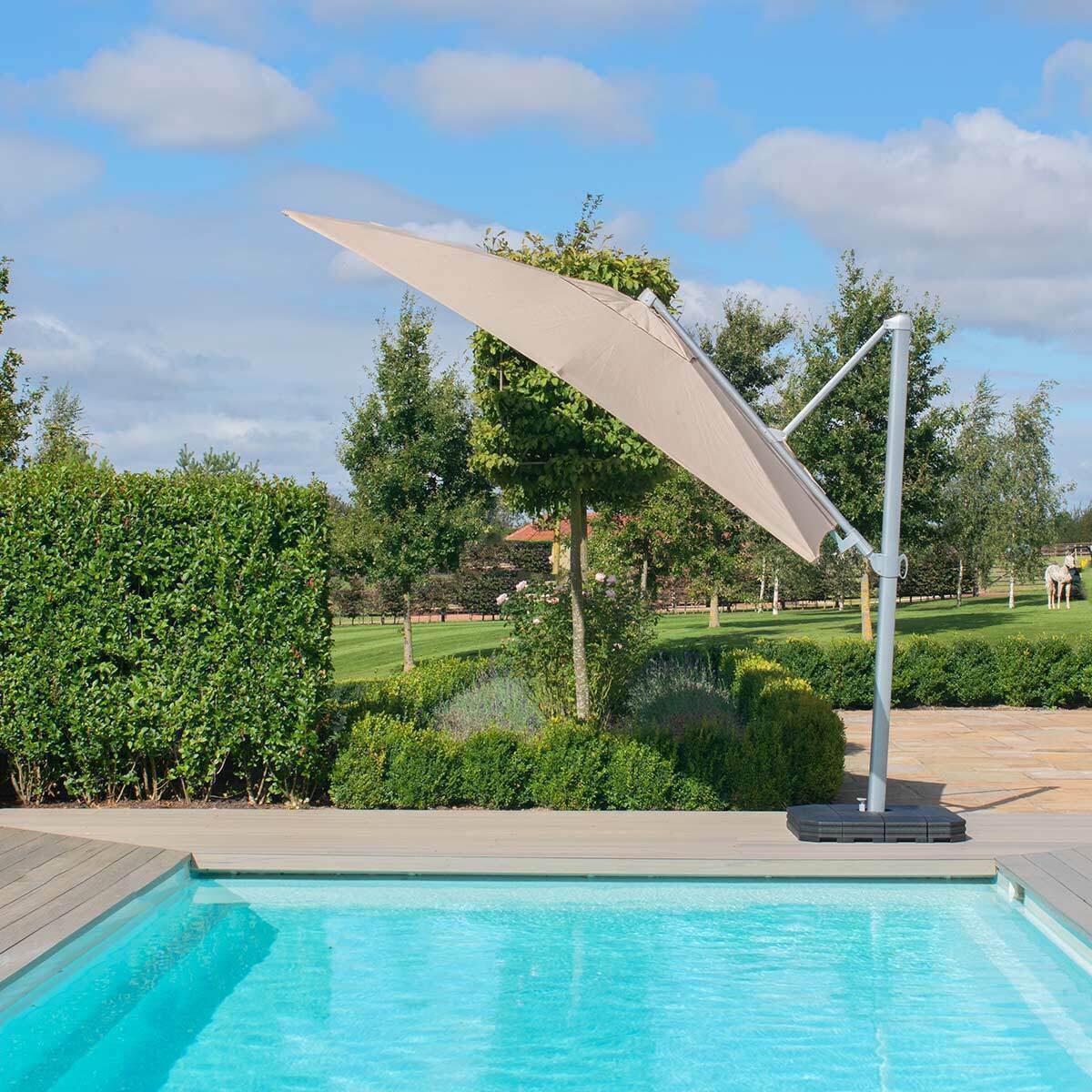 Homeflair - Zeus 3.5m Round Rotating Cantilever Parasol - Image 14