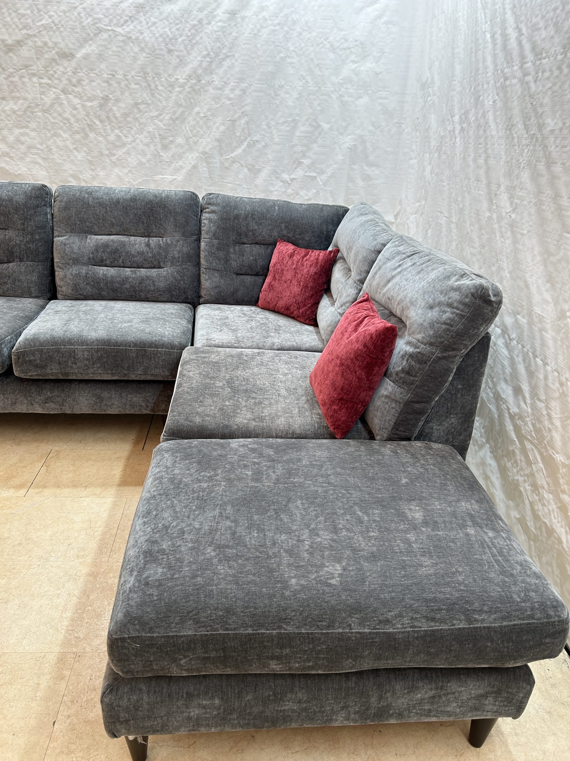 Ex-Display Lebus Skye Grey Fabric Corner with Footstool - Image 5
