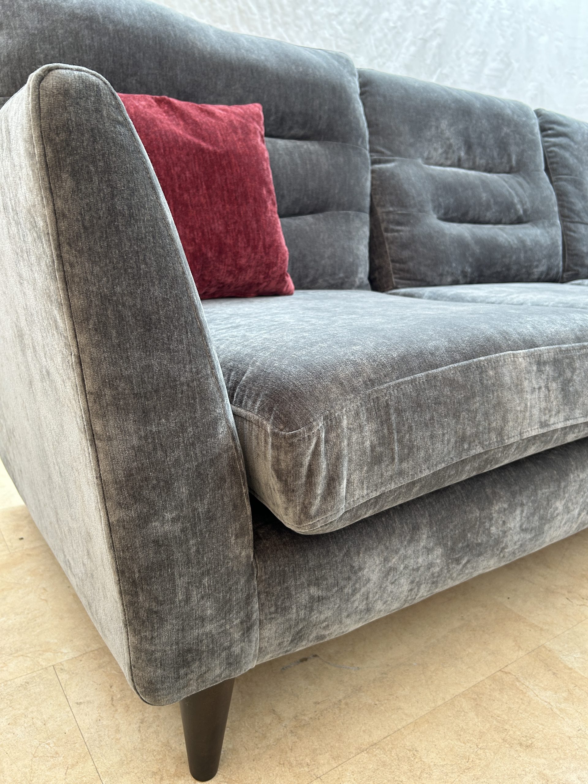 Ex-Display Lebus Skye Grey Fabric Corner with Footstool - Image 4