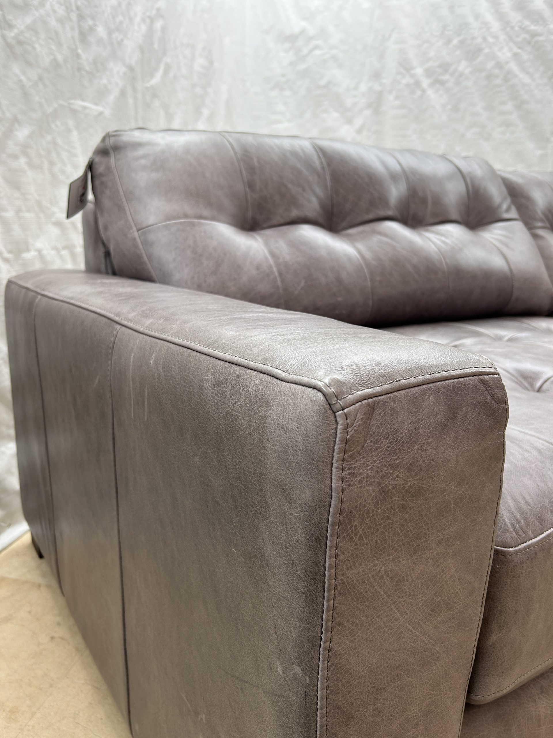 Ex-Display Alaska Semi-Aniline Grey Leather 4 Seater Sofa + Chair Set - Image 4