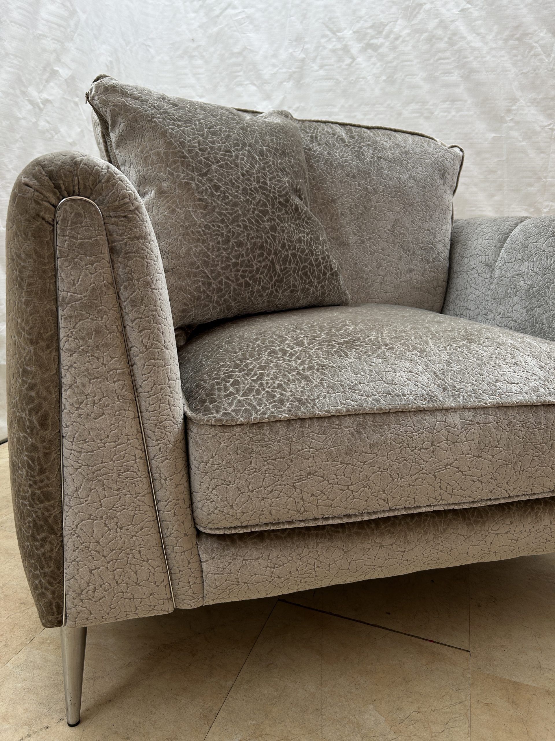 Ex-Display Harlow Love Chair - Image 5