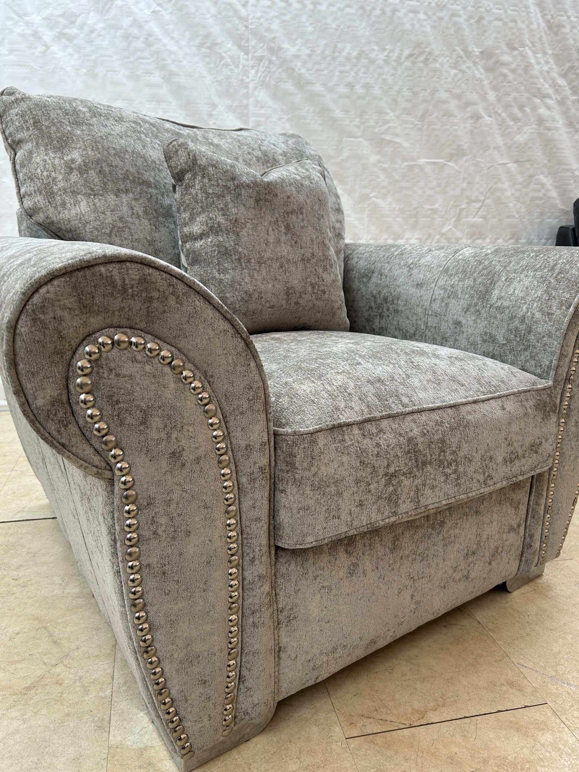 Ex-Display Buoyant Single Armchair - Image 3